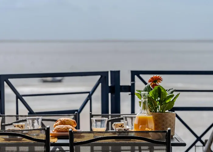 Duplex Vue Sur Mer, Classe 3 Etoiles *